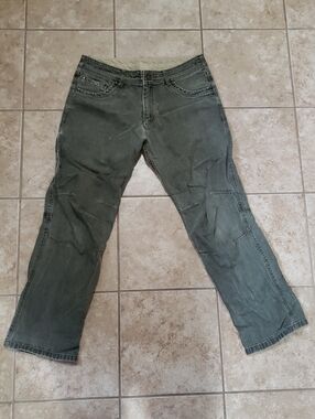 Discontinued Kuhl Riot Men's Olive Green Men's Outdoor Jeans Size 34x32